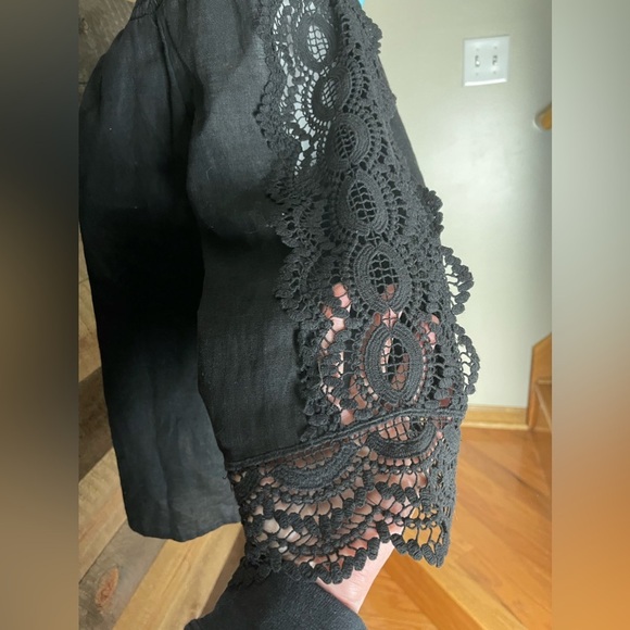 NEW Chico's Linen Off-Shoulder
Cutwork Crochet Blouse Top Size 20 - Picture 3 of 7